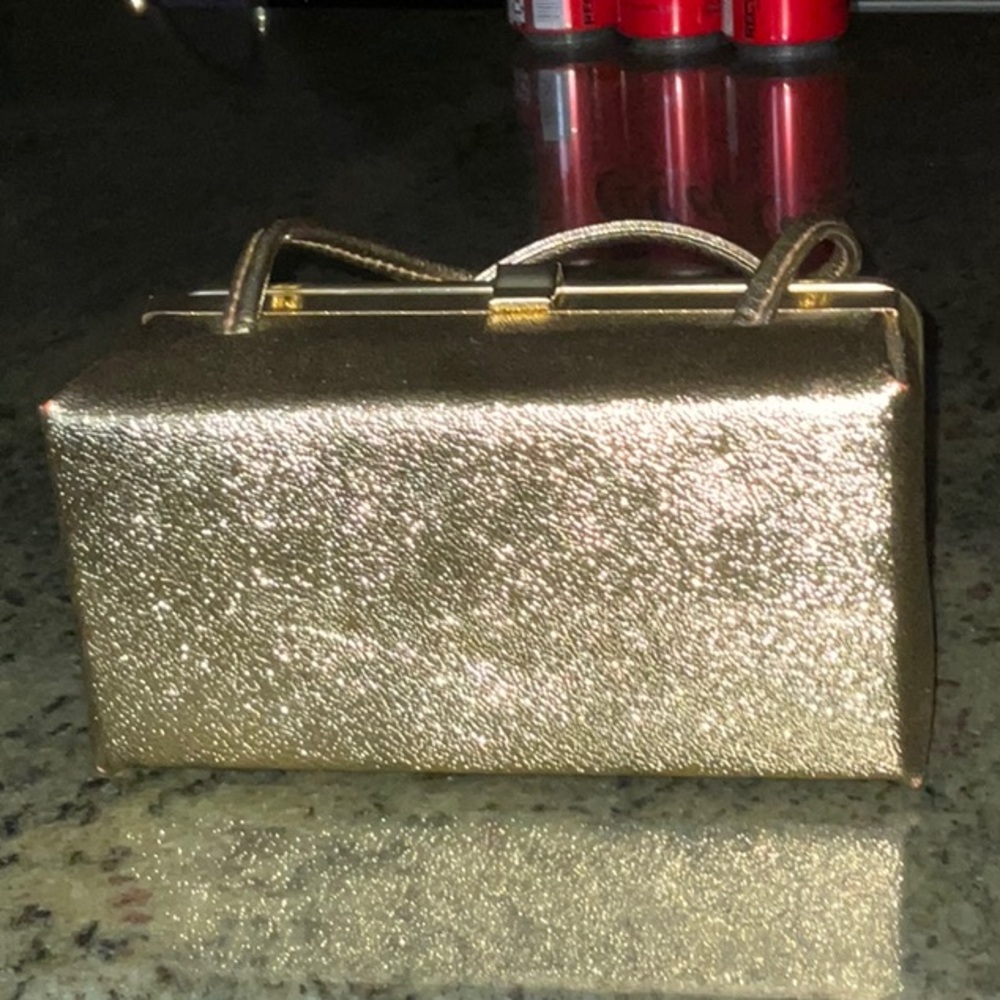 Gold Tone Lame’ Exterior Handbag Double Handle Vintage Black Interior 60s Small - Picture 8 of 13